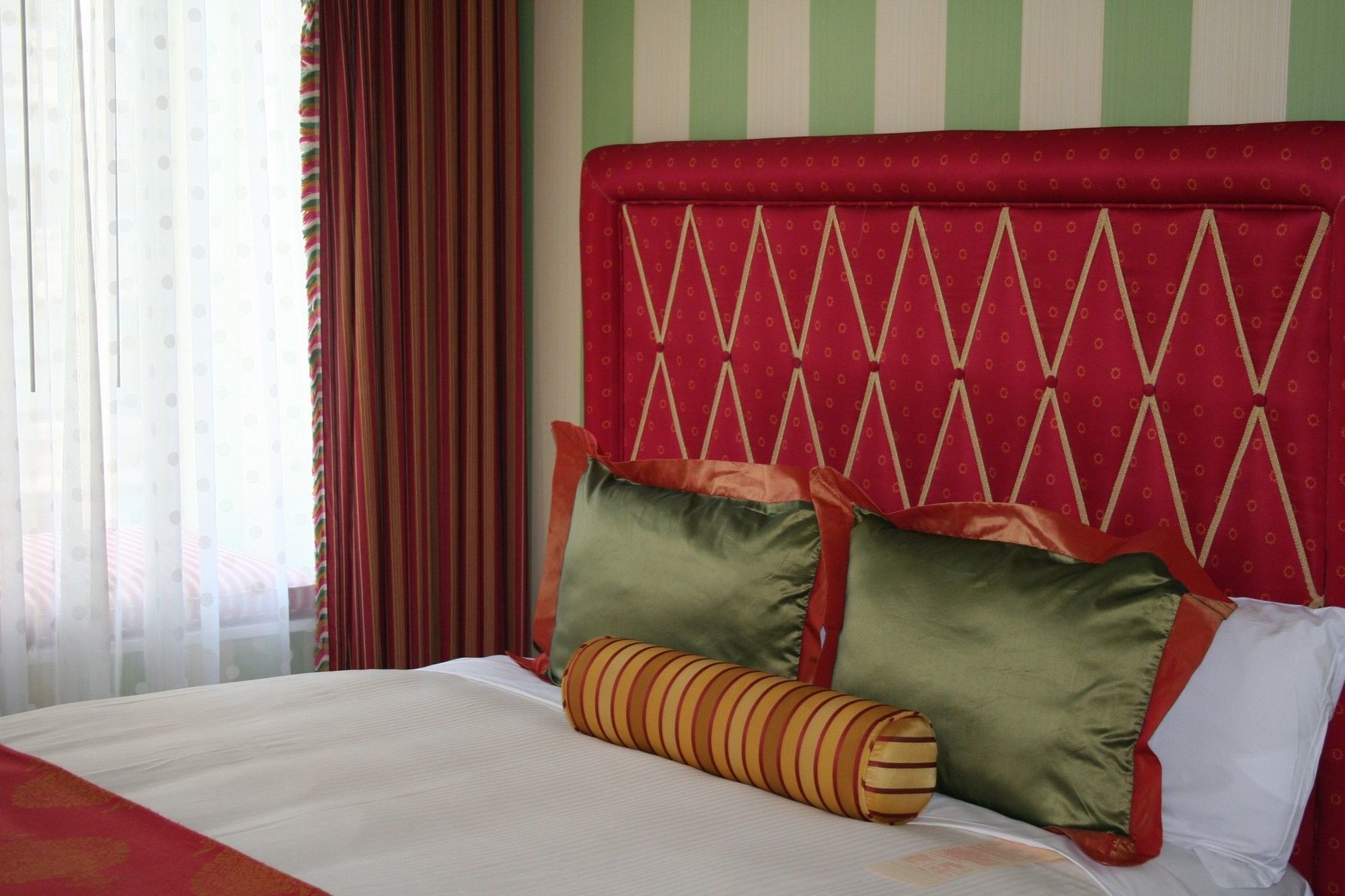 Hotel L7 By Lotte 4*